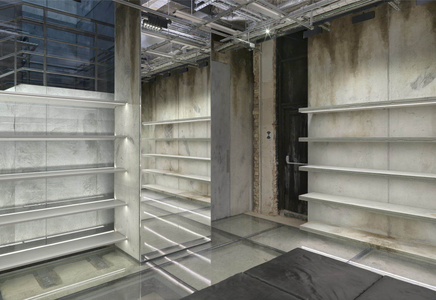 sloane street balenciaga